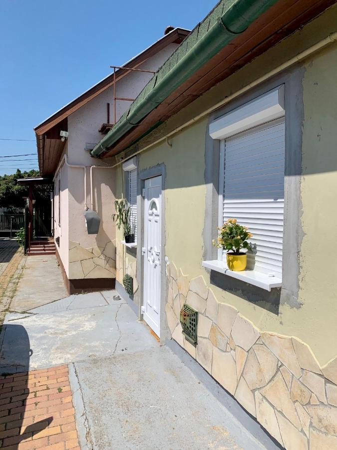 דירות Hajdúszoboszló Amira Apartman מראה חיצוני תמונה